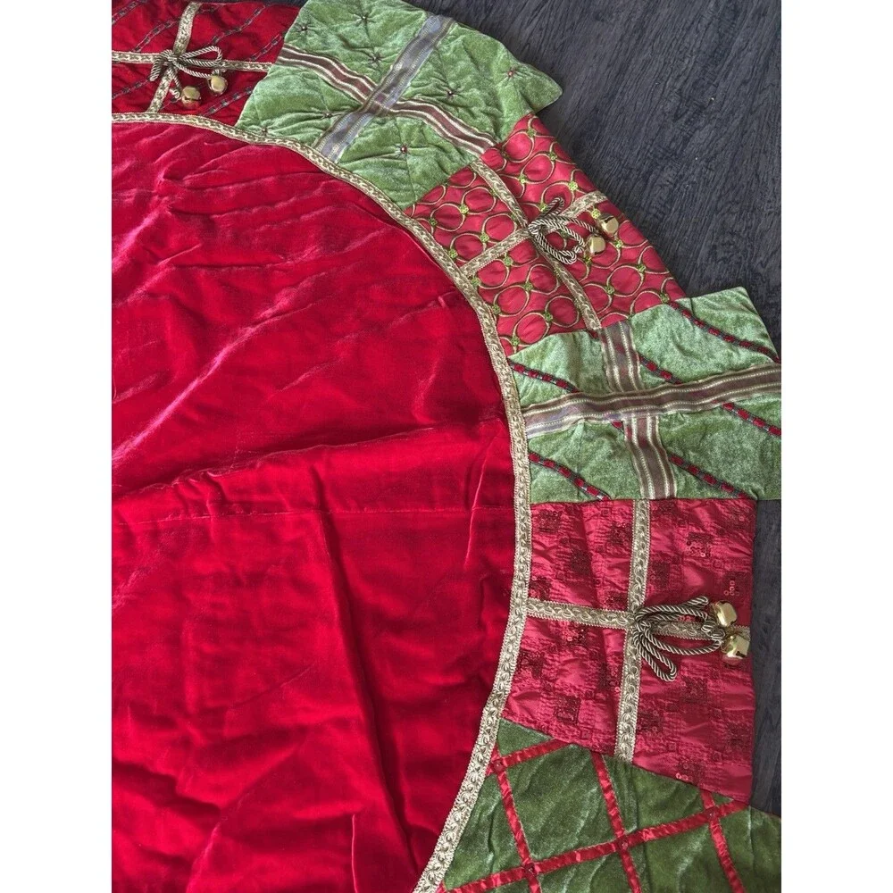 Frontgate Holiday Collection Christmas Tree Skirt Luxury Beads Gifts Bells  6'